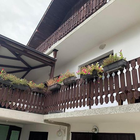 Guest House Husejn Dubrave Gornje Exterior foto